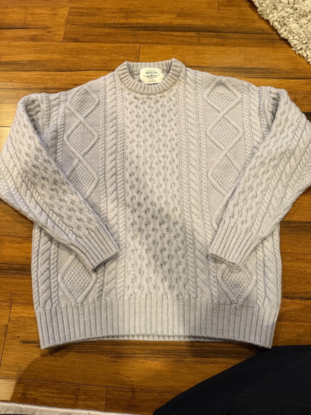 Aritzia Women’s Light Gray Cable Knit Crewneck Sweater - XS